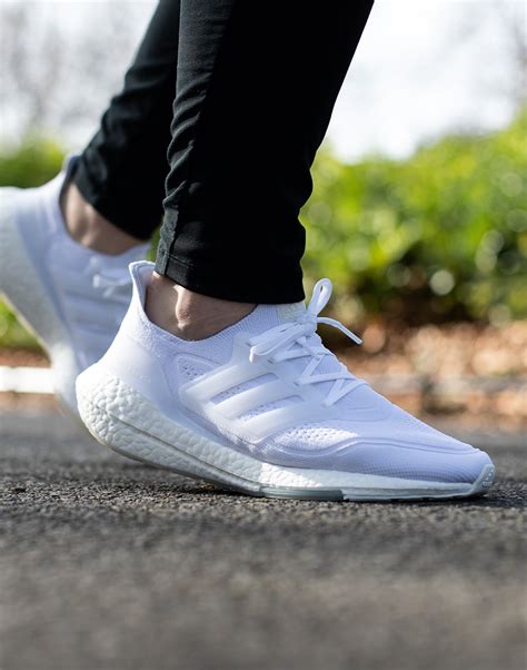 Amazon.com: Adidas White Ultraboost Men